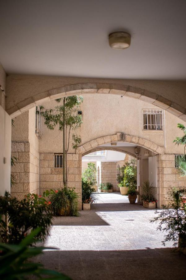 Spacious By The Orient Hotel - 4 Bdr Apartment Jerusalén Exterior foto